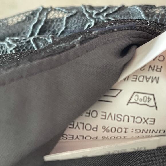 Mori Lee Lace‎ Gown - Picture 12 of 13